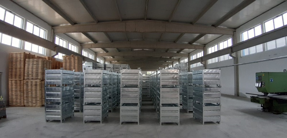 Warehouse of finished products, image 1.